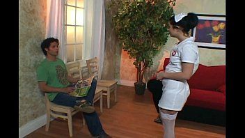 play Ado mal excitée baisée durement dans le cul excellent