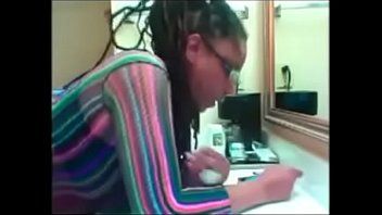 play Pizdulice mica si umflata face sex bine