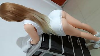 play De bonnes milfs pour tirer sur le pénis à toute heure du jour ou de la nuit