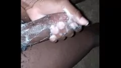 play Rijpe pornoster Handjob: natte lul masturbatie en explosieve cumshot
