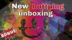 play Ogromne rozpakowywanie wtyczek tyłka: Miss Raven's Sex Toy Haul for femdom BDSM Training