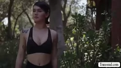 play Busty Shemale Kenzie Taylor își fute prietenul blocat Daisy Taylor